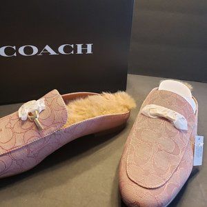 New pink coach sherpa slide loafer size 8.5